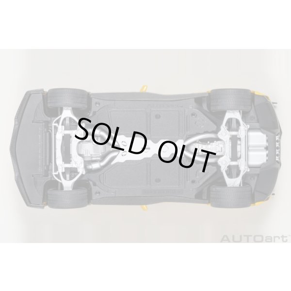 画像8: AUTOart 1/18 Chevrolet Corvette (C7) ZR1 (Yellow) (8)