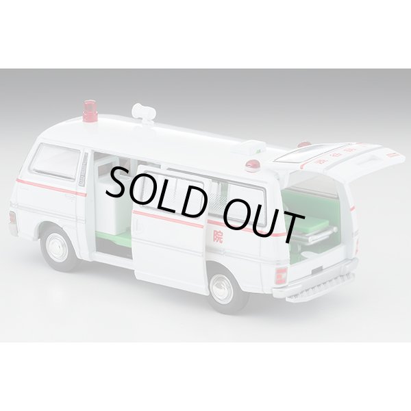 画像7: TOMYTEC 1/64 Limited Vintage Neo LV-N大都会01 Nissan Caravan 救急車（渋谷病院）大都会 PARTIII 第7話「逃亡の滑走路」より (7)