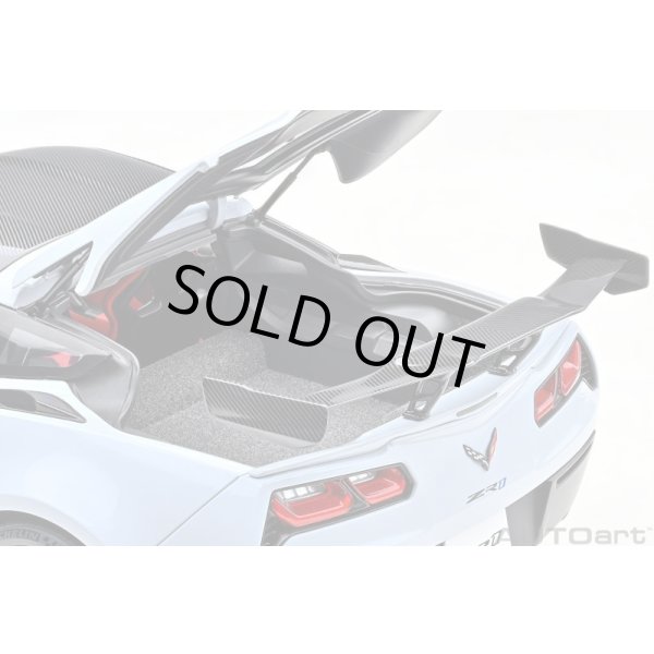 画像12: AUTOart 1/18 Chevrolet Corvette (C7) ZR1 (Gray Metallic) (12)