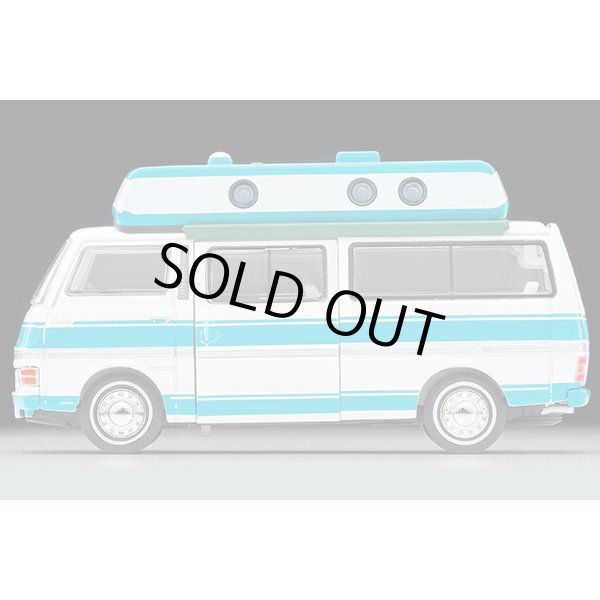 画像3: TOMYTEC 1/64 Limited Vintage Neo Nissan Caravan Camper (White/Light Blue) '73 (3)