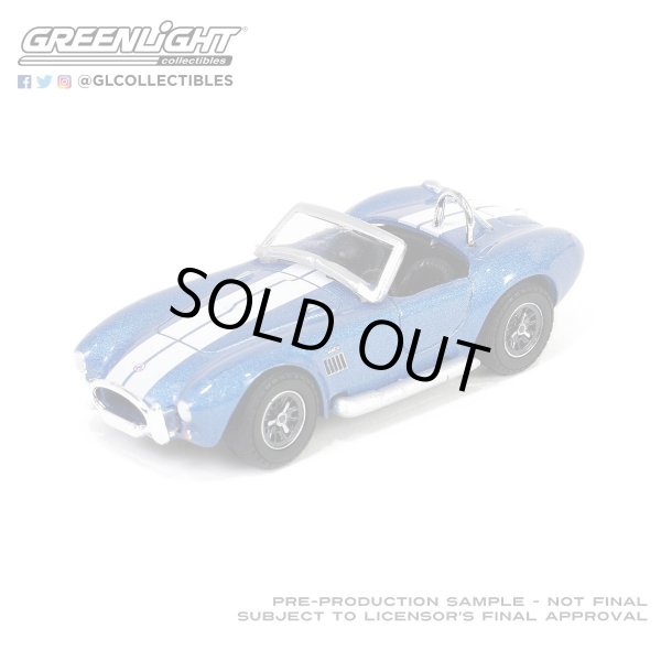 画像1: GREEN LiGHT EXCLUSIVE 1/64 1965 Shelby Cobra 427 S/C - Carroll Shelby Centennial - Guardsman Blue w/ White Stripes (1)