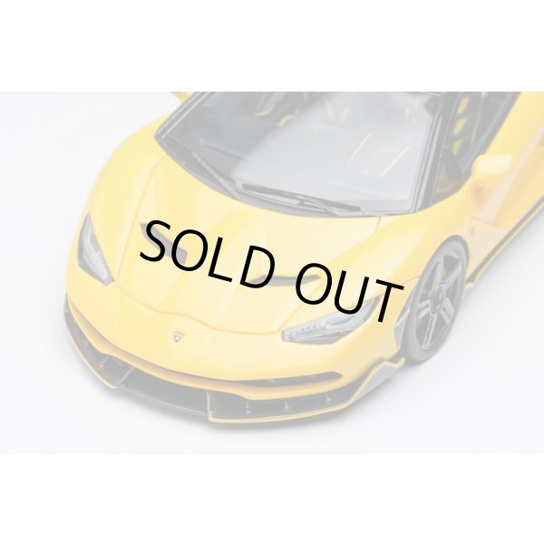 画像6: EIDOLON COLLECTION 1/43 Lamborghini Centenario Roadster LP770-4 2016 Giallo Orion Limited 60 pcs. (6)