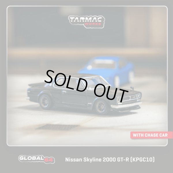 画像1: Tarmac Works 1/64 Nissan Skyline 2000 GT-R (KPGC10) Black (1)