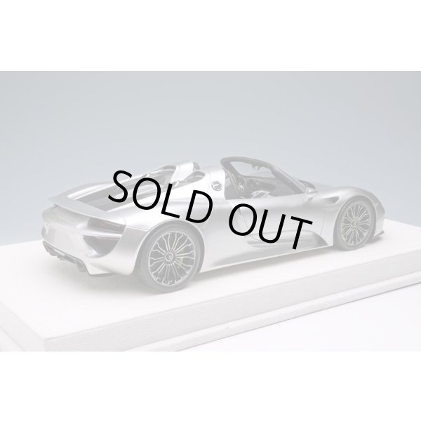 画像4: EIDOLON 1/18 Porsche 918 Spyder 2011 GT Silver (4)