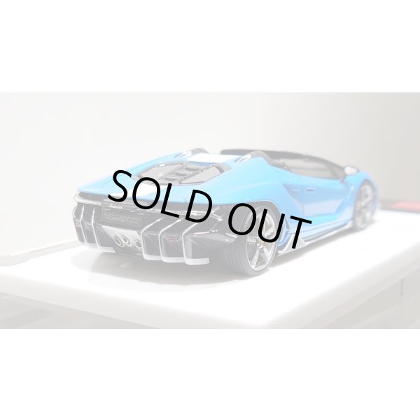画像10: EIDOLON 1/43 Lamborghini Centenario Roadster 2016 Azzurro Pearl Limited 35 pcs. (10)