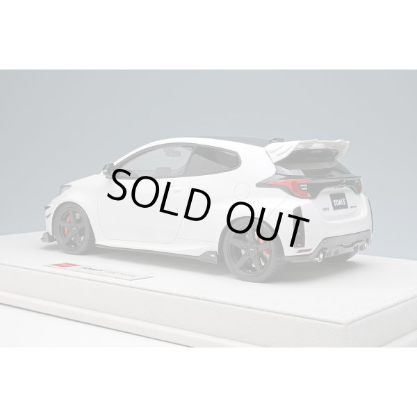 画像3: EIDOLON 1/18 TOM'S GR Yaris 2021 Platinum White Pearl Mica (3)