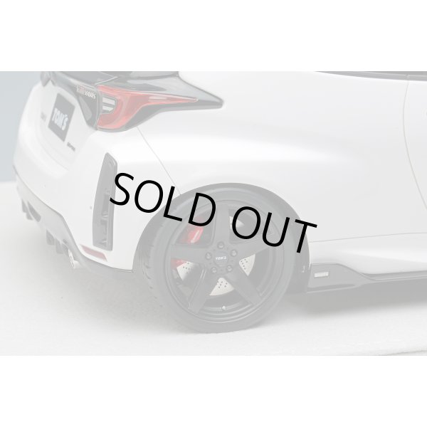 画像7: EIDOLON 1/18 TOM'S GR Yaris 2021 Platinum White Pearl Mica (7)