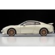 画像3: TOMYTEC 1/64 Limited Vintage Neo NISSAN GT-R Premium Edition T-spec 2024 model (Millennium Jade) (3)