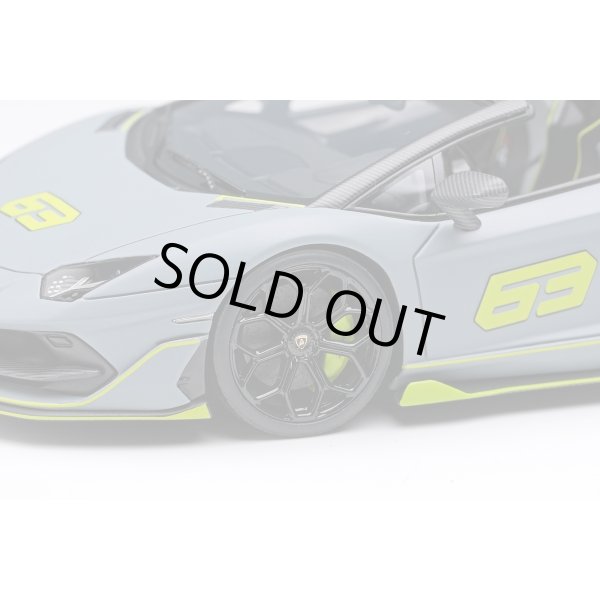 画像8: EIDOLON COLLECTION 1/43 Lamborghini Aventador SVJ 63 Roadster 2019 Grigio Acaso Limited 63 pcs. (8)