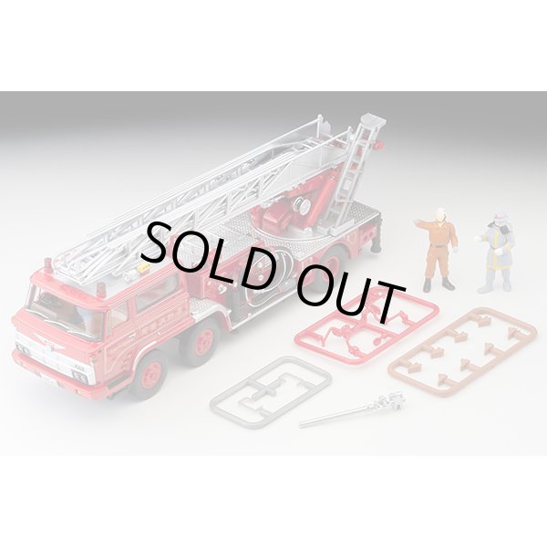 画像10: TOMYTEC 1/64 Limited Vintage NEO Hino TC343 Ladder Fire Truck (尾鷲消防署) (10)