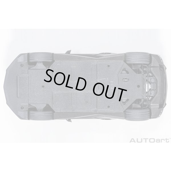 画像10: AUTOart 1/18 Chevrolet Corvette C8 Stingray Z51 (Black) (10)