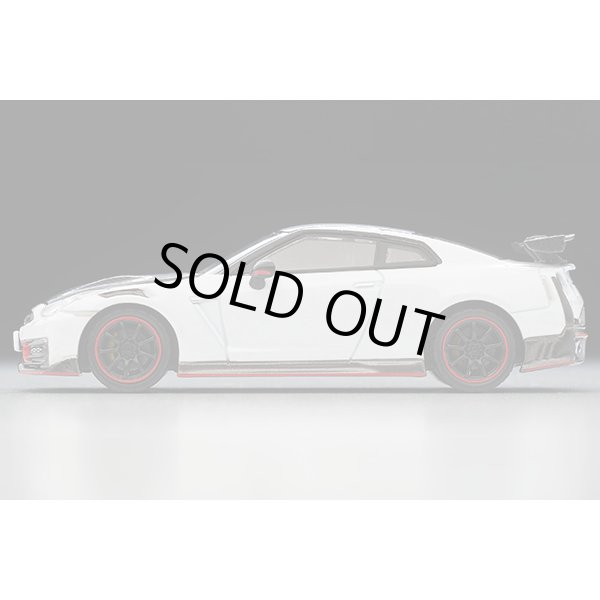 画像3: TOMYTEC 1/64 Limited Vintage NEO NISSAN GT-R NISMO Special edition 2024 model (White) (3)