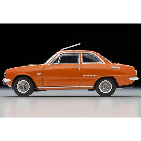 画像3: TOMYTEC 1/64 Limited Vintage Isuzu Bellett 1600 GT type R (Orange M) '73 (3)