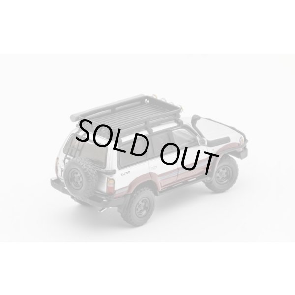画像3: Gaincorp Products 1/64 Toyota Land Cruiser LC80 - Retrofit Version - LHD Silver/Maroon Red (3)