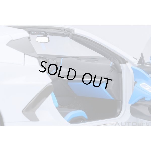 画像12: AUTOart 1/18 Chevrolet Corvette C8 Stingray Z51 (Ceramic Matrix Gray Metallic) (12)