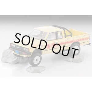 画像: TOMYTEC 1/64 Limited Vintage NEO Nissan Truck 4X4 King Cab (Yellow) USA version