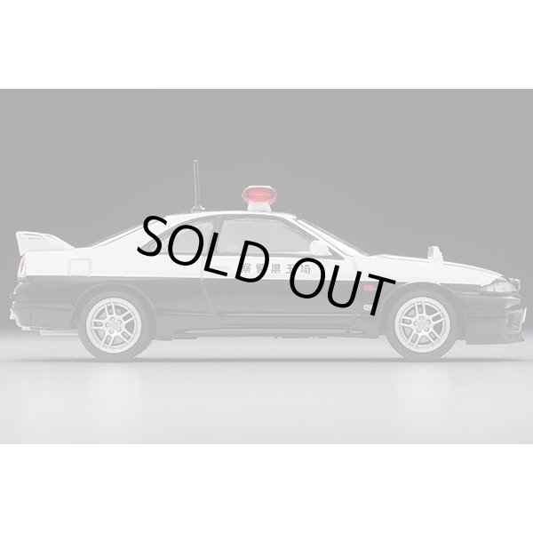 画像4: TOMYTEC 1/64 Limited Vintage NEO Nissan Skyline GT-R Patrol Car (埼玉県警) (4)