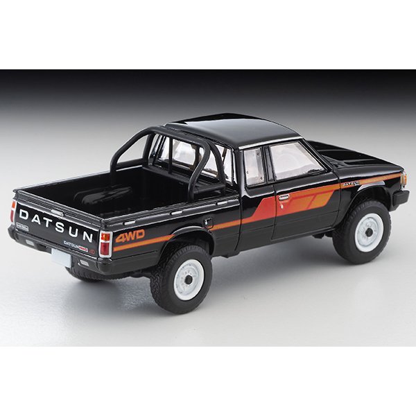 画像3: TOMYTEC 1/64 Limited Vintage NEO Datsun Truck 4WD King Cab AD (Black) (3)