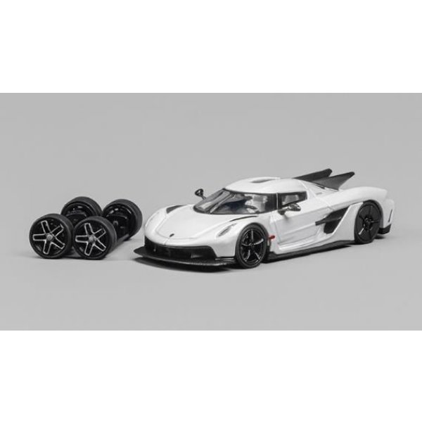 画像1: CM MODEL 1/64 Koenigsegg Jesko Absolute White (1)