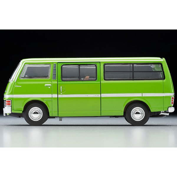 画像3: TOMYTEC 1/64 Limited Vintage NEO Nissan Caravan Long Deluxe (Green) '78 (3)