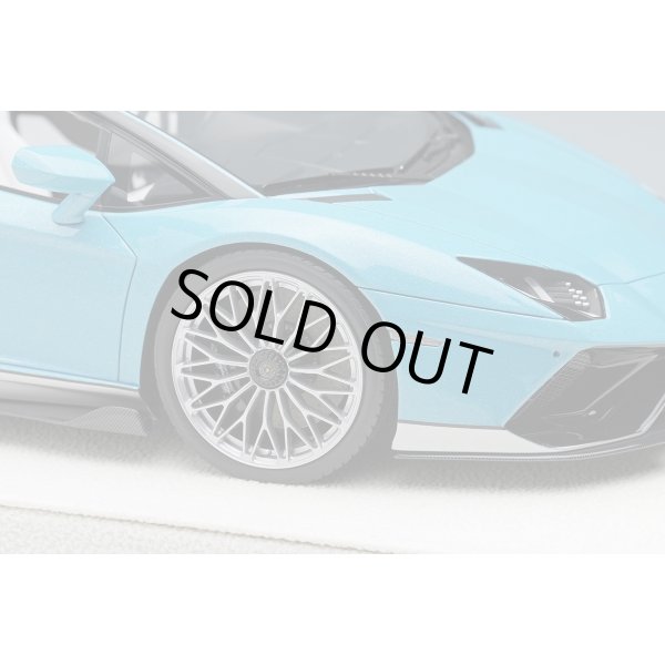 画像8: EIDOLON 1/18 Lamborghini Aventador LP780-4 Ultimae Roadster -Tribute Miura Roadster- 2022 Limited 100 pcs. (8)