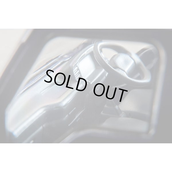 画像8: TOMYTEC 1/64 Limited Vintage NEO ISUZU ELF Panel Van (久留米運送) (8)