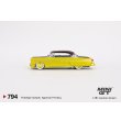 画像4: MINI GT 1/64 Lincoln Capri Hot Rod 1954 Lime Yellow (LHD) (4)