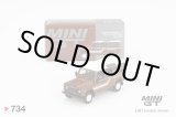 画像: MINI GT 1/64 Land Rover Defender 110 1985 County Station Wagon Russet Brown (RHD)