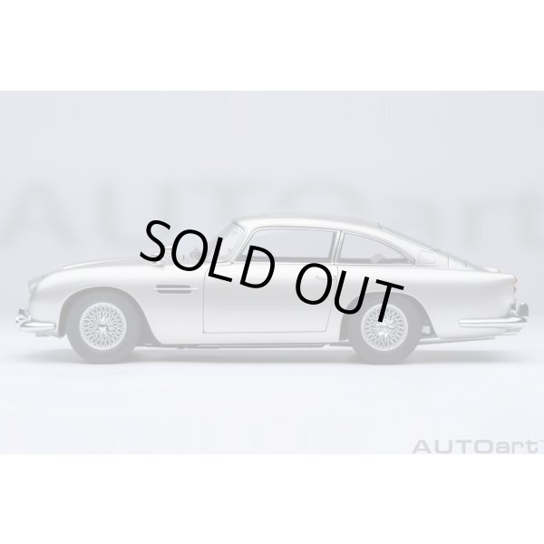 画像3: AUTOart 1/18 Aston Martin DB5 “Goldfinger” Bond Car (Silver) (3)