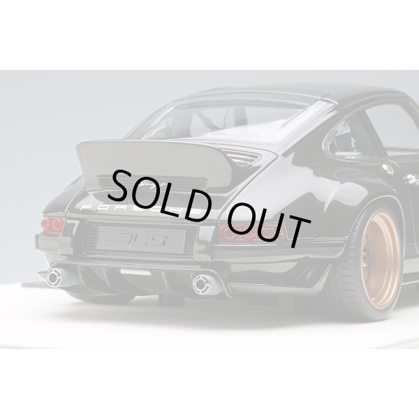 画像12: EIDOLON 1/18 Singer 911 DLS 2023 Visible Carbon Limited 100 pcs. (12)