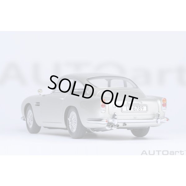 画像17: AUTOart 1/18 Aston Martin DB5 “Goldfinger” Bond Car (Silver) (17)
