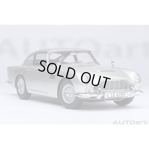 画像15: AUTOart 1/18 Aston Martin DB5 “Goldfinger” Bond Car (Silver) (15)