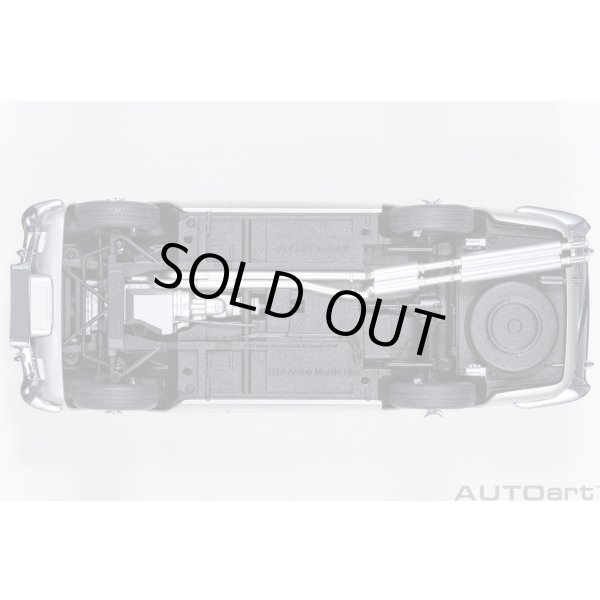 画像8: AUTOart 1/18 Aston Martin DB5 “Goldfinger” Bond Car (Silver) (8)