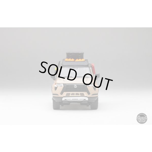 画像4: Gaincorp Products 1/64 Lexus GX550 Overtrail with accessories DiecastTalk特注品 (4)