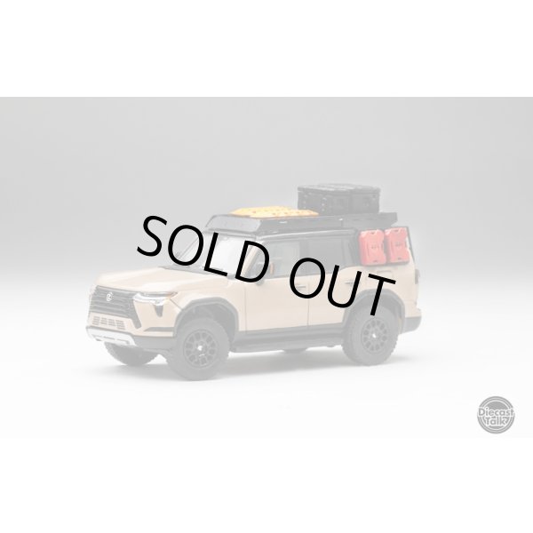 画像1: Gaincorp Products 1/64 Lexus GX550 Overtrail with accessories DiecastTalk特注品 (1)
