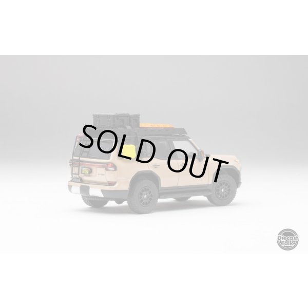 画像2: Gaincorp Products 1/64 Lexus GX550 Overtrail with accessories DiecastTalk特注品 (2)