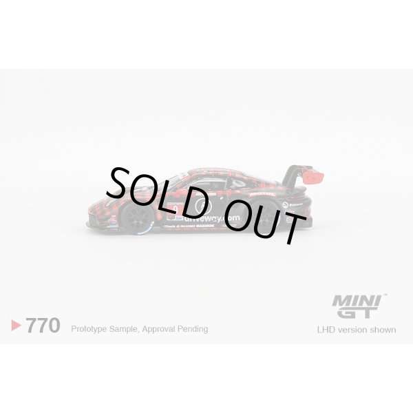 画像4: MINI GT 1/64 Porsche 911 GT3 R IMSA Sebring 12 Hours GTD PRO Winner 2023 #9 Pfaff Motorsports (LHD) (4)