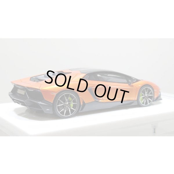 画像7: EIDOLON 1/43 Lamborghini Aventador LP720-4 50th Anniversario 2013 Arancio Pearl with Roof panel Carbon Limited 32 pcs. (7)