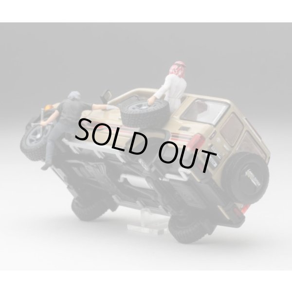 画像7: Gaincorp Products 1/64 Toyota Land Cruiser 70 Arab Model Diecasttalk特注品 (7)