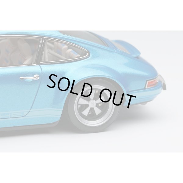 画像7: VISION 1/43 Singer 911 (964) Coupe Light Blue Metallic Limited 100 pcs. (7)