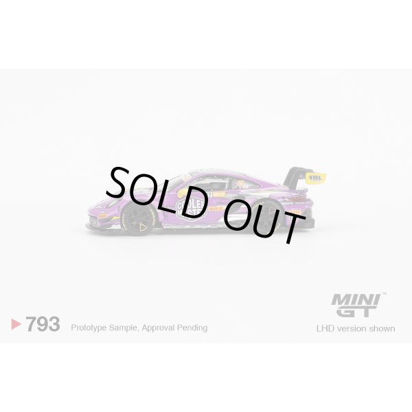 画像4: MINI GT 1/64 Porsche 911 GT3R HubAuto 2023 FIA GT World Cup 70th Anniversary Macau Grand Prix #27 K.Estrella (4)