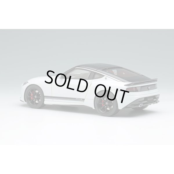 画像3: EIDOLON 1/43 Nissan Fairlady Z Customized Edition 2024 Prism White / Super Black Limited 50 pcs. (3)