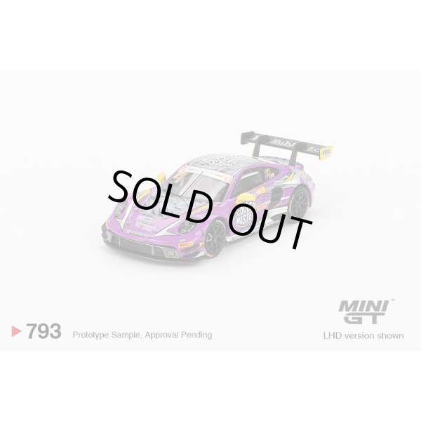 画像2: MINI GT 1/64 Porsche 911 GT3R HubAuto 2023 FIA GT World Cup 70th Anniversary Macau Grand Prix #27 K.Estrella (2)