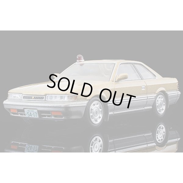 画像1: TOMYTEC 1/64 Limited Vintage NEO Nissan Leopard Altima “帰ってきた あぶない刑事” ver. (1)