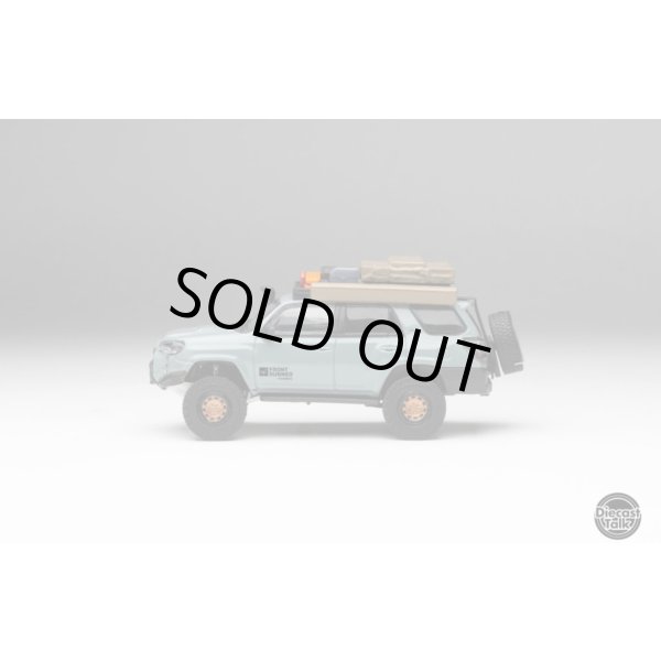 画像9: Gaincorp Products 1/64 Toyota 4Runner TRD Pro Overland Lunaroc [DiecastTalk特注] (9)