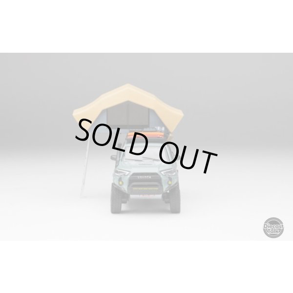 画像16: Gaincorp Products 1/64 Toyota 4Runner TRD Pro Overland Lunaroc [DiecastTalk特注] (16)