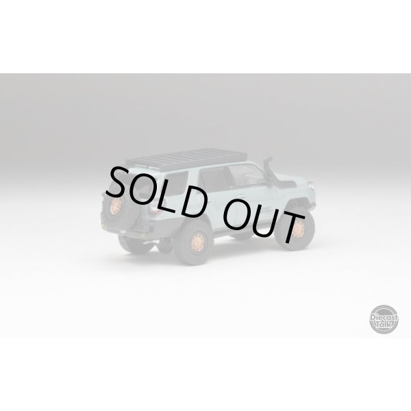 画像4: Gaincorp Products 1/64 Toyota 4Runner TRD Pro Overland Lunaroc [DiecastTalk特注] (4)