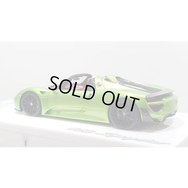 画像3: EIDOLON 1/43 Porsche 918 Spyder weissach package 2011 Giallo Verde Pearl Limited 35 pcs. (3)
