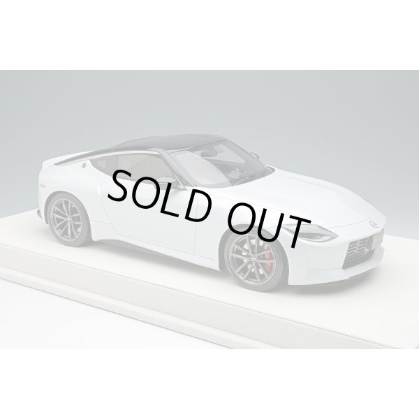 画像5: EIDOLON 1/18 Nissan Fairlady Z “Version ST” 2023 Prism White / Super Black (5)