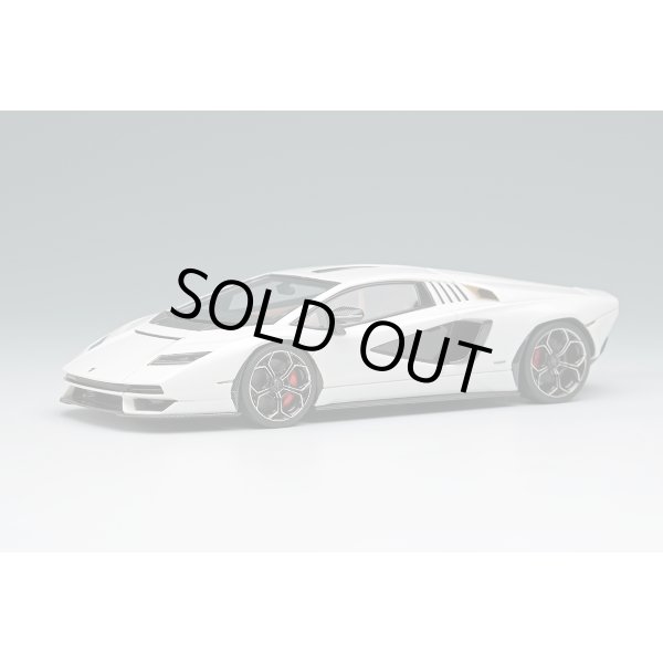 画像2: EIDOLON COLLECTION 1/43 Lamborghini Countach LPI 800-4 2022 Pearl White (2)